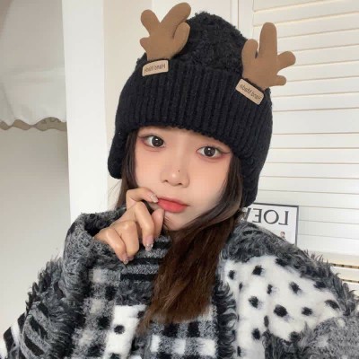 Lovely Cartoon Deer Antler Knit Plush Hat