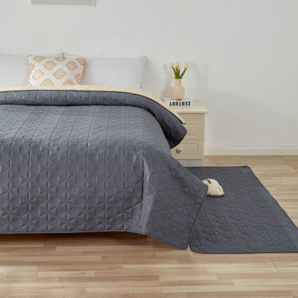 Waterproof Non-Slip Geometric Embossed Multi-Purpose Pet Mat Mattress Protector