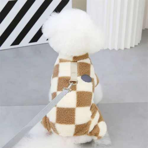 Checkered Fleece Dog Jacket – Bold Style and Warmth for Winter Walks
