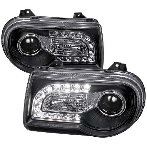 2005-2010 Chrysler 300 Projector Headlights w/LED Light Strip Matt Black/Clear
