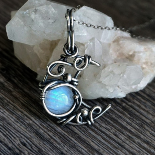 Wisherryy Vintage Boho Moon Inspired Moonstone Necklace