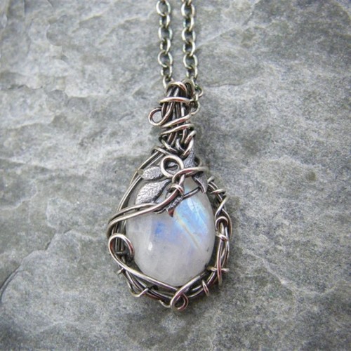 Wisherryy Vintage Vines Tangled Moonstone Necklace