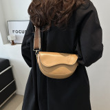 Simplicity Letter Print Metal Accessories Decoration Asymmetrical Bags