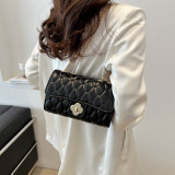 Celebrities Elegant Solid Chains Bags
