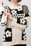 Casual Colorblock Flowers Weave Contrast O Neck Tops