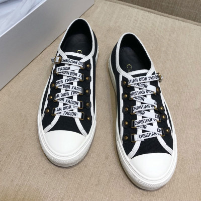 Men Women Sneakers Low Top Canvas Trainers Casual Athletic Shoes Unisex