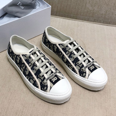 Men Women Sneakers Low Top Canvas Trainers Casual Athletic Shoes Unisex